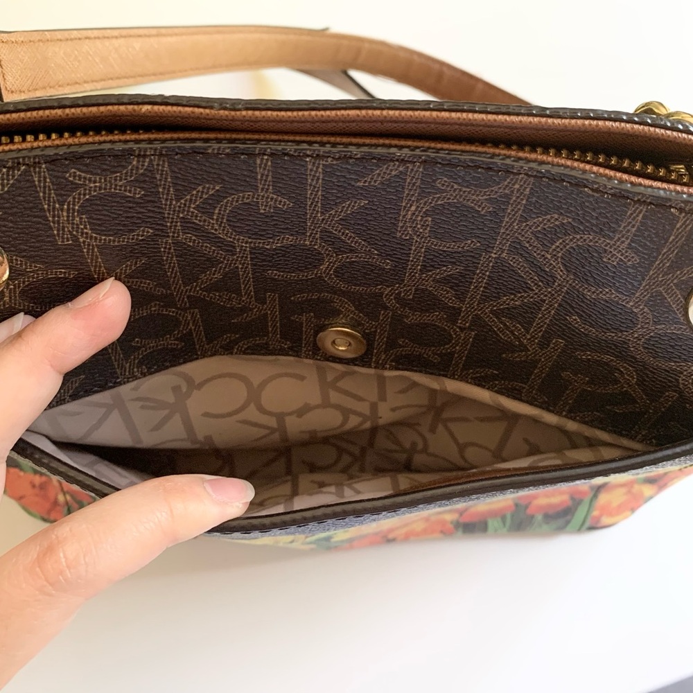 Calvin Klein Monogram Brown Floral Leather Chain Tote Bag - Picture 4 of 12